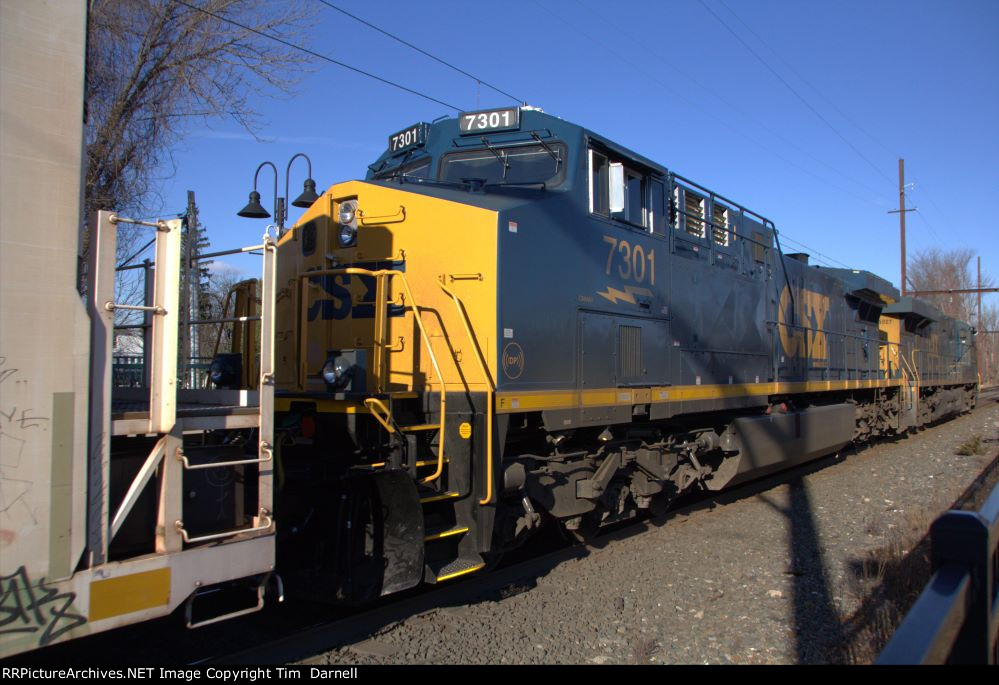 CSX 7301 on I032